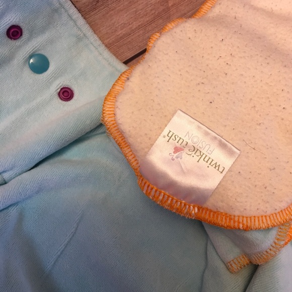 Twinkie tush fusion diaper colorful print fitted cloth diaper - Picture 9 of 9